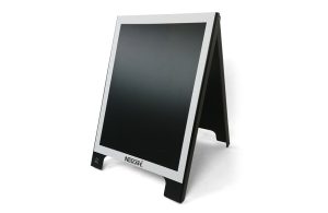 Reklamne A table